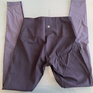 Lululemon Wunder Under luxtreme leggings 28” size 8